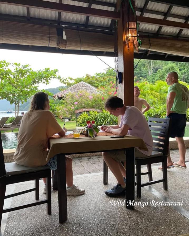 Cocotinos Lembeh A Boutique Dive Lodge Bitung Exteriér fotografie
